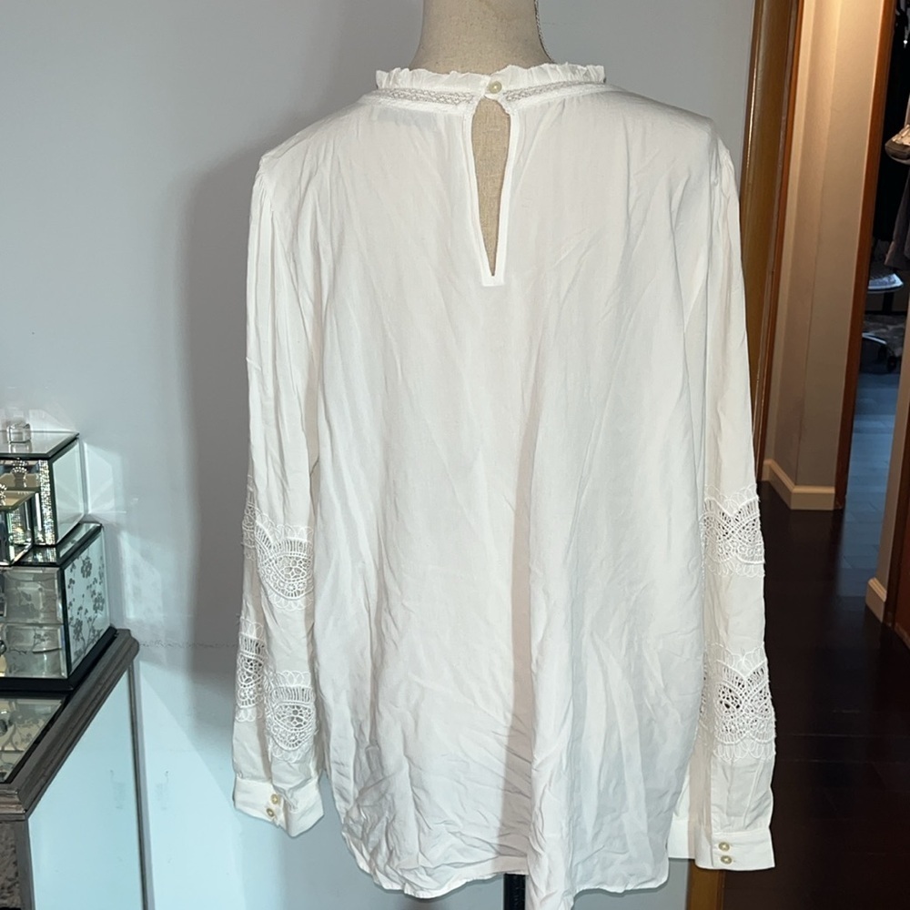 Loft Blouse Women Size XL White Lace Embroidery Vtg Look Classic Academia Cutout - Picture 6 of 10
